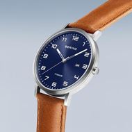 Foto de Reloj Titanium esfera azul 40mm cuero marrón