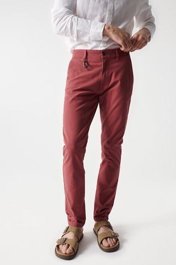 Foto de Pantalon chino rosa slim fit