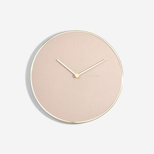 Foto de Reloj de pared rosa empolvado y dorado cepillado