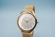 Foto de Reloj ultra slim dorado 31mm