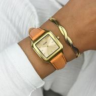 Foto de Reloj Gracieuse Petite dorado con correa de piel de lagarto albaricoque
