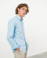 Foto de Camisa sport slim fit en microestructura de algodón azul claro