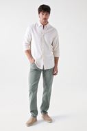 Foto de Pantalones vaqueros S-Activ slim fit color verde salvia