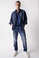Foto de Camisa azul denim microprint