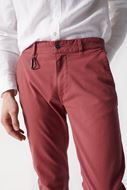 Foto de Pantalon chino rosa slim fit