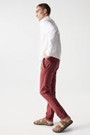 Foto de Pantalon chino rosa slim fit