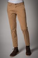 Foto de Pantalón gabardina elástico marrón Slim fit