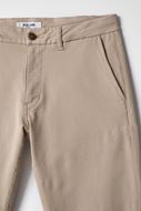 Foto de Pantalón chino slim fit S-Activ color tostado