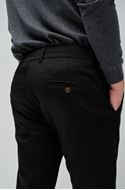 Foto de Pantalón chino slim fit S-Activ color negro