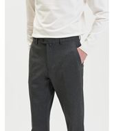 Foto de Pantalón slim fit vestir gris tacto suave