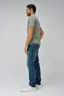 Picture of Camiseta verde salvia cuello en pico