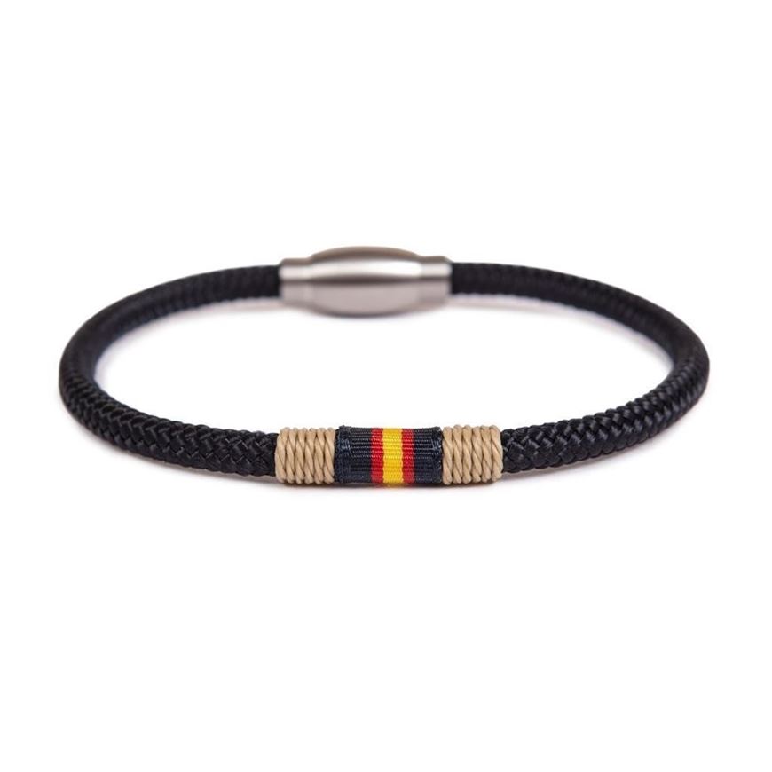 Foto de Pulsera cordón náutico con bandera España con hilo marrón