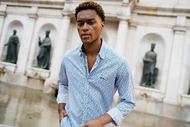 Picture of Camisa estampado triangular en tonos azules y marrones