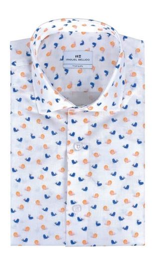 Foto de Camisa regular fit mezcla lino y algodón color blanco con pollitos