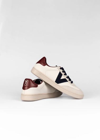 Foto de Sneaker Victoria x Harper beige y marino