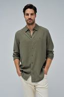 Foto de Camisa verde caqui regular fit