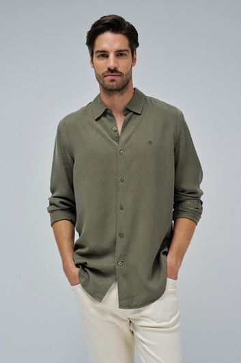 Foto de Camisa verde caqui regular fit