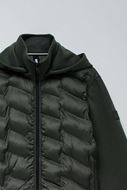 Foto de Chaqueta acolchada con cremallera color verde