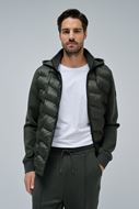 Foto de Chaqueta acolchada con cremallera color verde