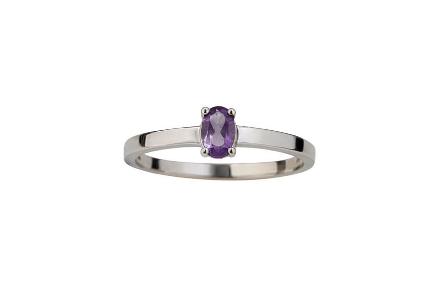 Foto de Anillo de oro blanco 18kt y circonita color amatista en talla oval