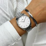 Foto de Reloj Cluse Féroce Petite de acero, lino plateado y color plata.