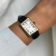 Foto de Reloj Cluse Belisenna de piel, acolchado negro, color dorado