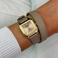 Foto de Reloj Cluse Gracieuse Petite de doble piel, color bronce rugby, color dorado