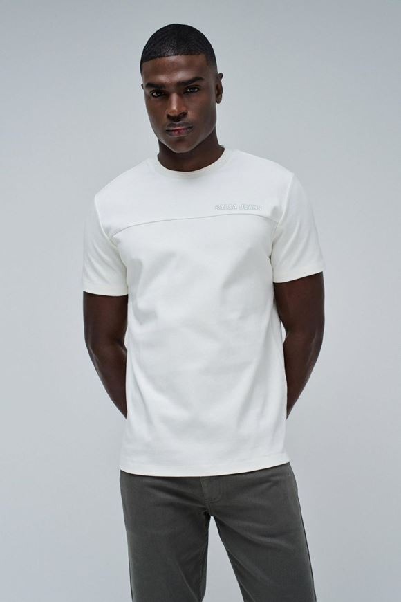 Foto de Camiseta regular fit color crudo