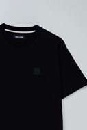 Foto de Camiseta con Textura Regular Fit Color Negro
