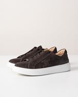 Picture of Zapatillas de serraje marrón con suela blanca