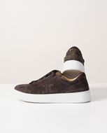 Picture of Zapatillas de serraje marrón con suela blanca
