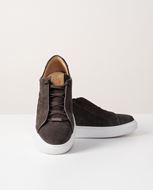 Picture of Zapatillas de serraje marrón con suela blanca