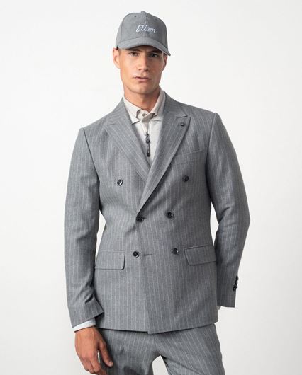 Foto de Americana cruzada slim fit desestructurada en franela elástica gris medio a rayas diplomáticas