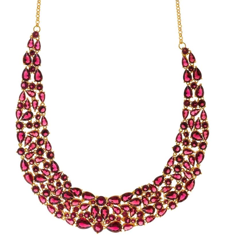 Foto de Gargantilla Silken Code plata chapado dorado cascada circonitas rojas
