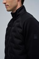 Foto de Chaqueta acolchada negra