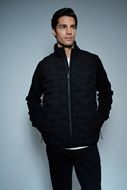 Foto de Chaqueta acolchada negra