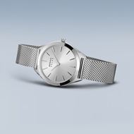 Foto de Reloj Bering Solar acero inoxidable 31mm