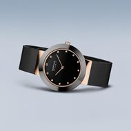 Foto de Reloj Bering mujer malla negra y esfera bicolor 34mm