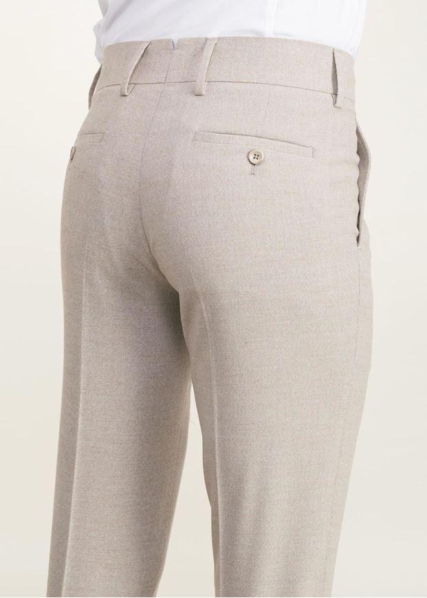 Foto de Pantalón slim confort afranelado beige con pinza delantera y cinturilla ancha