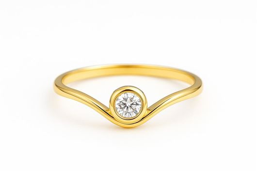 Foto de Anillo oro amarillo 18 kt en v con circonita