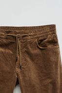 Foto de Pantalones Jogger cordón de pana marrón medio