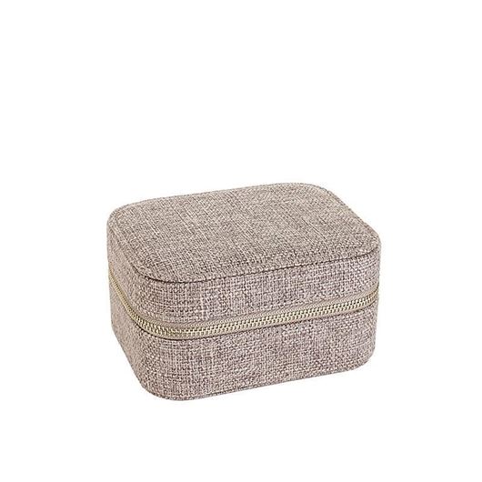 Foto de Joyero rectangular de color topo con almohada de lino a juego