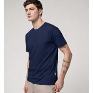 Foto de Camista extra suave marino manga corta regular fit Gianni Lupo en tejido Sorona