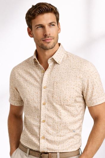 Foto de Camisa Regular Fit estampado espiga beige