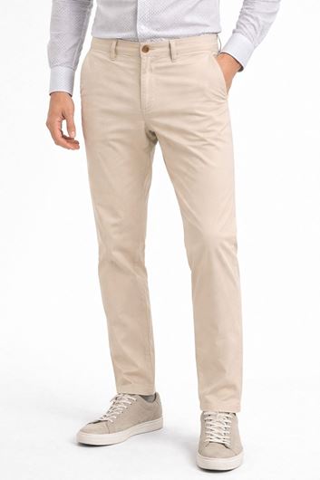 Foto de Pantalón chino Slim Fit color beige