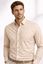Foto de Camisa Regular Fit estampado espiga beige