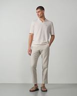 Foto de Polo de punto manga corta color marfil