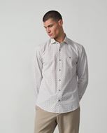 Foto de Camisa sport estampado hojita caqui teja