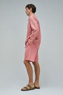 Foto de Camisa regular fit rosa mezcla lino y algodón