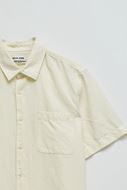 Foto de Camisa blanco roto manga corta algodón y liocel melange regular fit